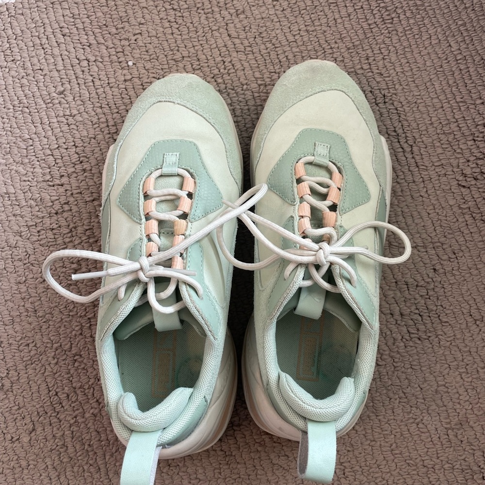 Puma Women's Sneakers in Green